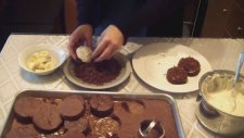 Puf Pasta Şekli Nasıl Verilir? - Kekevi Pasta Tarifleri