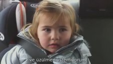 Aşırı Olgun Davranan Küçük Kız