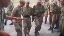 Diyarbakır'daki Askeri Birlikte Pkk Marşları Söyleyen Askerler