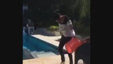 Kim Kardashian Ice Bucket Challenge