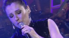 Funda Arar - Neyse (Beyaz Show 16 Ocak 2015)