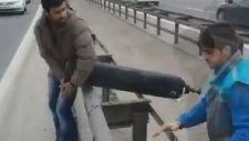 Yangına Oksijen Tüpüyle Müdahale Eden Yurdum İnsanı