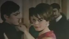 Hülya Koçyiğit Penguen Dansı (Yasemin'in Tatlı Aşkı - 1968)