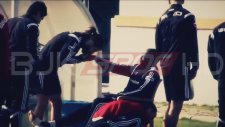 Olcay Şahan Demba Banın Elini Öptü