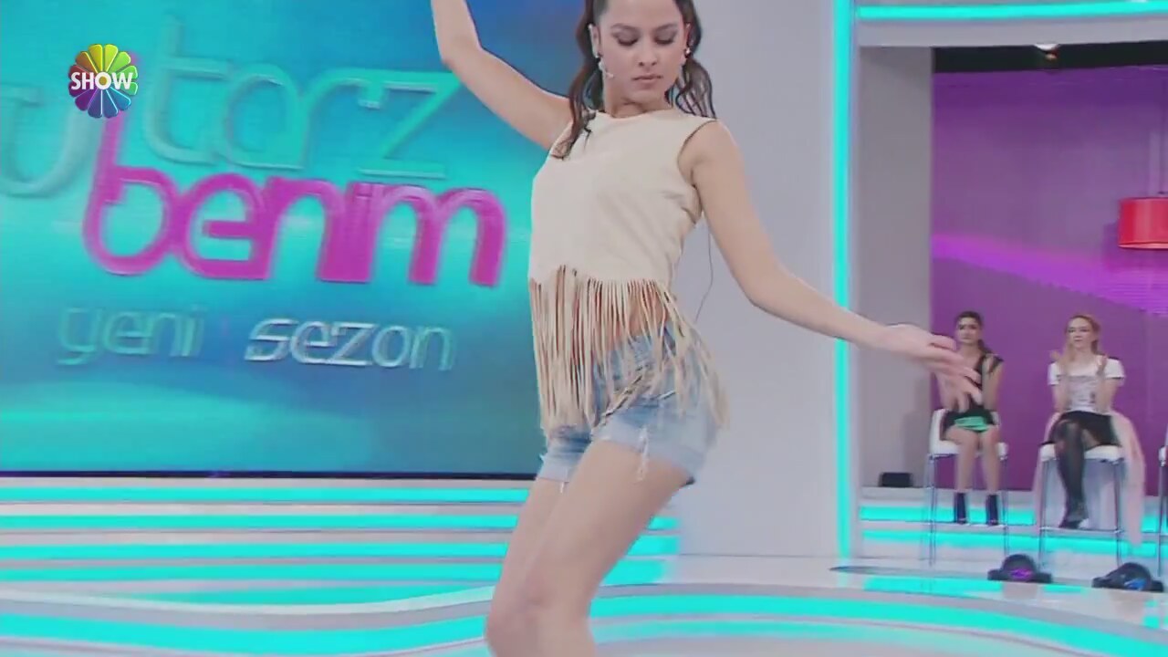 Bu Tarz Benim Nazlı Tepetaş’ Kimdir Bu Tarz Benim Nazlı Tepetaş’ Kimdir