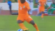 Bony'den Bel Kıran Çalım