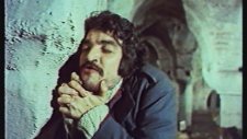 31'den Çıldıran Adamın Duvara Hallenmesi