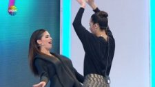 İdil ile Nazlı'dan Dans Şov (Bu Tarz Benim 8. Bölüm)