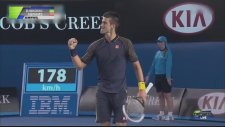 Tank ile Tenis Maçı Yapan Djokovic