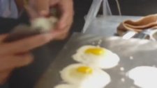 Sokak Lezzetleri - Bıldırcın Yumurtalı Krep