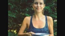 Beren Saat'in Başından Aşağı Buzlu Su Döküp Meydan Okuması