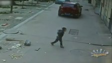 Ölmeyi Unutan Çocuk