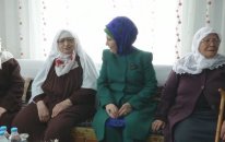 Emine Erdoğan, Kırşehir’de Şehit Ailesini ve Huzurevini Ziyaret Etti