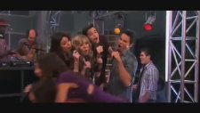 A festa de Brilhante Victória com iCarly.