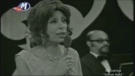 Safiye Ayla - Bir İhtimâl Daha Var O Da Ölmekmi Dersin Safiye Ayla - Bir İhtimâl Daha Var O Da Ölmekmi Dersin