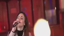 Sevcan Orhan & Batan Gün Kana Benziyor