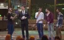 Beyaz Show Birdirbir Oynamak İsteyen Gençler 06 02 2015