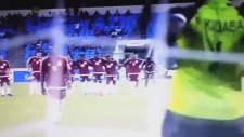 39 yaşındaki kaleci Robert Kidiaba penaltı öncesi rahatlığı