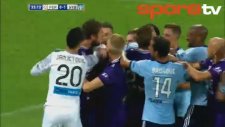 Yeşil Saha Değil Boks Ringi!...