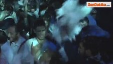 Sevgililer Günü'nde Yastık Savaşı Partisi