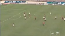 Öyle bir gol kaçırdı ki...