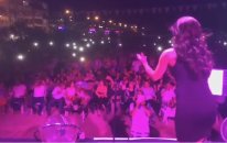 İrem Derici - Adana Karataş Konseri (Büyük İskender Festivali)