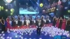 Televizyon Tarihinin En Dandik Yeni Yıl Girişi