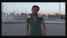 Karamsar Şair Ft. Bayan Kral - Kalpsiz Değilim