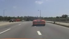 Süper Arabaların Moron Sürücüleri