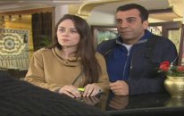 1 Kadın 1 Erkek - Sokakta mı yatalım? (188.Bölüm)