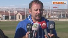 Sivasspor'da Eneramo 3 Hafta Yok, Toraman Sezonu Kapadı