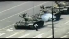 Tank Man - 5 Haziran 1989 Demokratikleşme Hareketi (Çin)