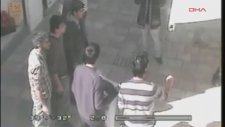 Abd Askerinin Başına Çuval Geçirmek