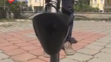 Park Sensöründen Görme Engelliler İçin Baston Yapmak