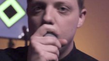 Robert Delong - Long Way Down