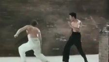 Bruce Lee -