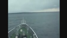 Japonyada Tusunamiye Denizde Yakalanan Gemi