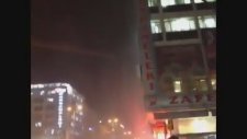 Polisin Dershaneye Tazyikli Su Sıkması