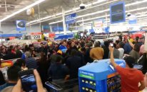 Walmart Black Friday fight 2014