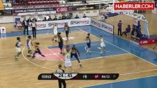 ABD'li Kadın Basketbolcu, Dayak Yedikten Sonra Türkiye'den Kaçtı