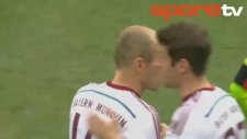 Guardiola, Tayfun Korkut'u Devirdi!