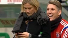 Schweinsteiger Takım Arkadaşlarını Böyle Eğlendirdi..