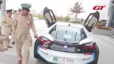 BMW i8 Dubai polis teşkilatının yeni üyesi oldu