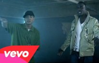 Akon - Smack That ft. Eminem