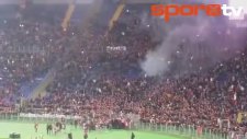 Roma Taraftarları Futbolcularla Konuştu!