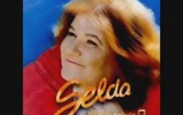 Selda Bagcan - Musa Eroğlu - Yuruyorum Dikenlerin ustunde