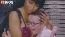 Nicki Minaj'a Sarılınca Kendinden Geçen Çocuk - Thug Life