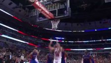 Pau Gasol'den harika bir smaç