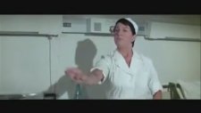 L'aile ou la cuisse (1976) Fragman