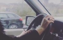 Esra Ceyda Birbiriyle Atışırken